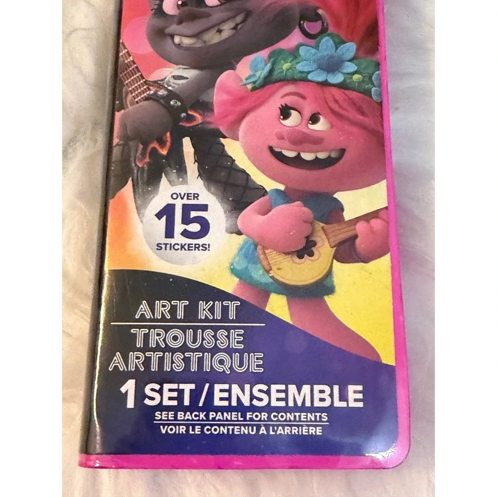DreamWorks Trolls World Tour Art Kit and 24 Count Crayon Set Bundle New
